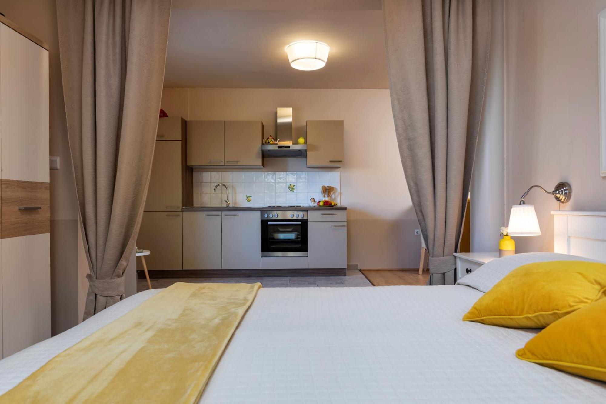 רוביני Apartments Javor חדר תמונה