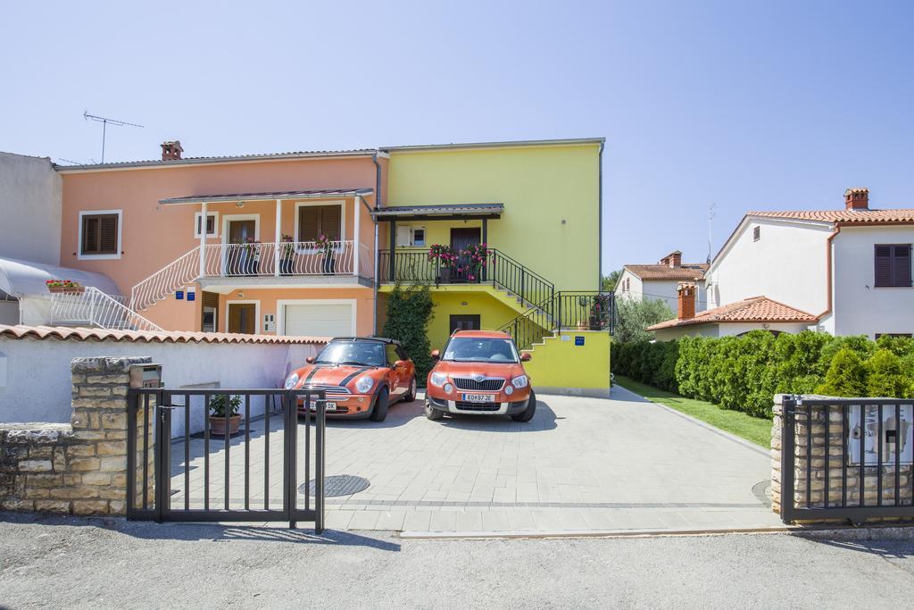 רוביני Apartments Javor מראה חיצוני תמונה