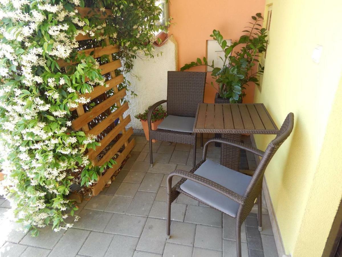 רוביני Apartments Javor מראה חיצוני תמונה